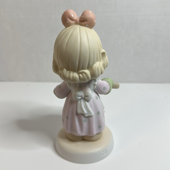 Vintage 1999 Precious Moments Figurine - Picture 3 of 6